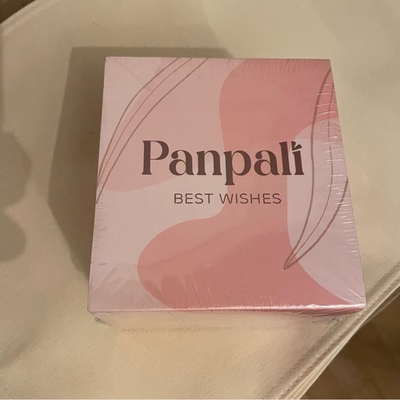 NWT Panpali Best Friend Candle with Blank Card - Picture 9 of 9